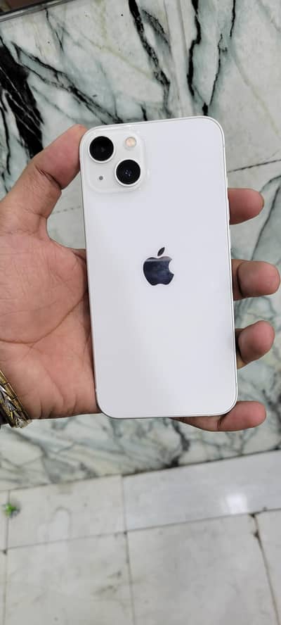 Apple iPhone 13 128GB, 10/10 with box and cabel price is dead final