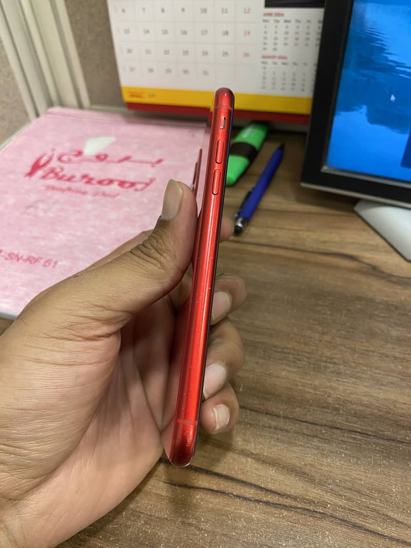 Apple iPhone 11 6