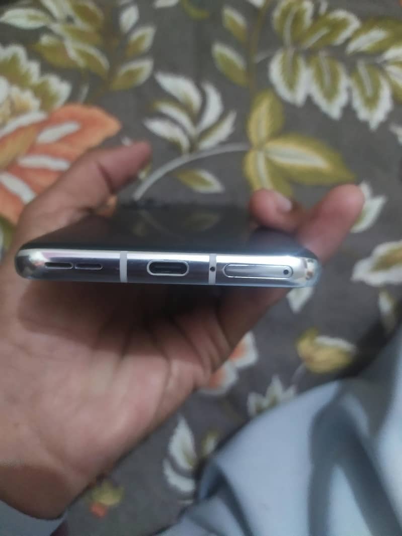 One Plus 9 Pro 3
