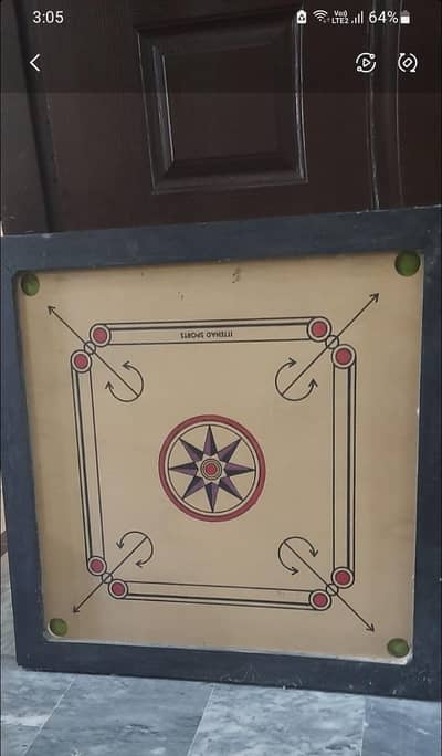 carrom board