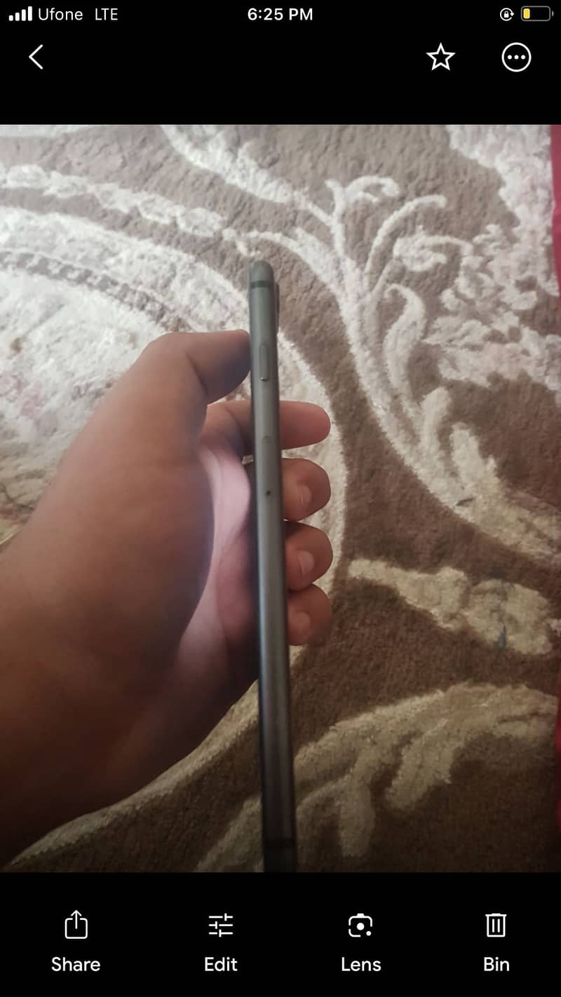 Apple iPhone 8 Plus 0