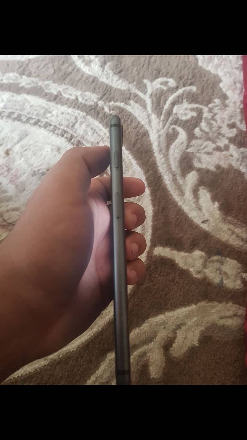 Apple iPhone 8 Plus 2