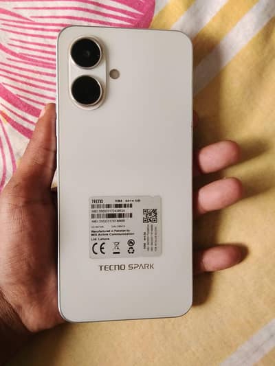Tecno Spark Go 2