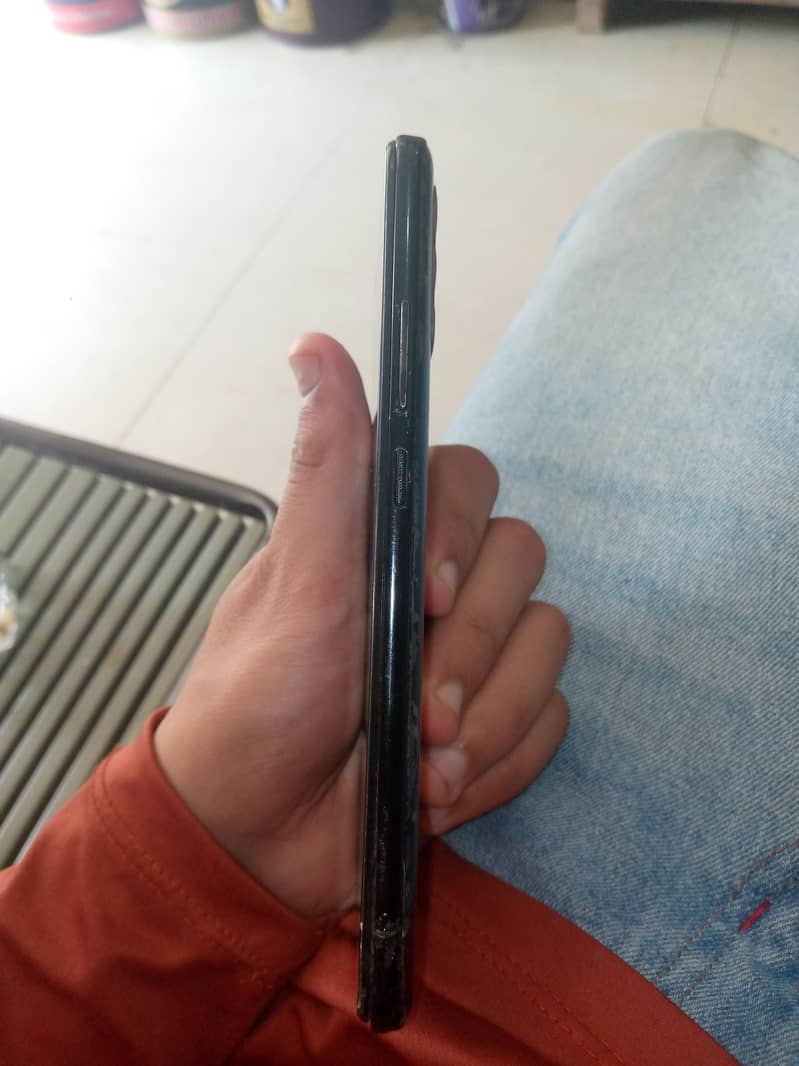 Dcode Bold 4
