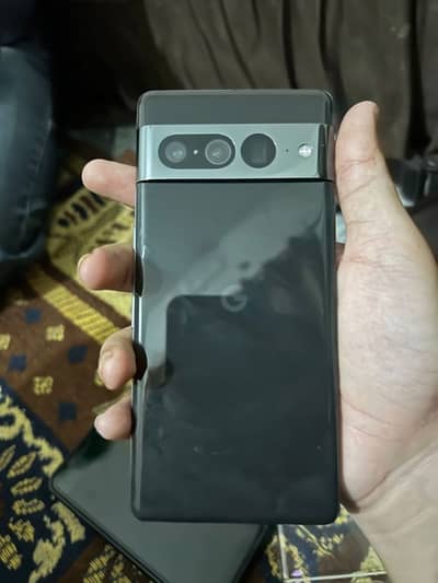 Google pixel 7 pro with box and charger PTA approved