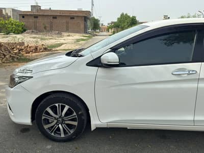 Honda City Aspire 2022 ! Home Use Car ! urgent Sale