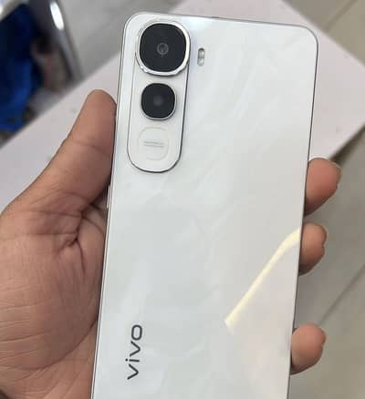 Vivo Y400