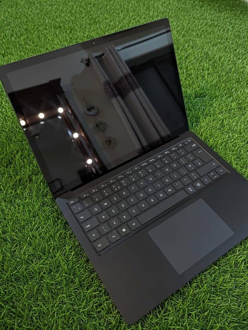 surface laptop 2 1