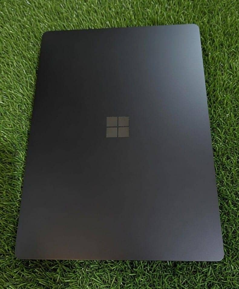 surface laptop 2 3