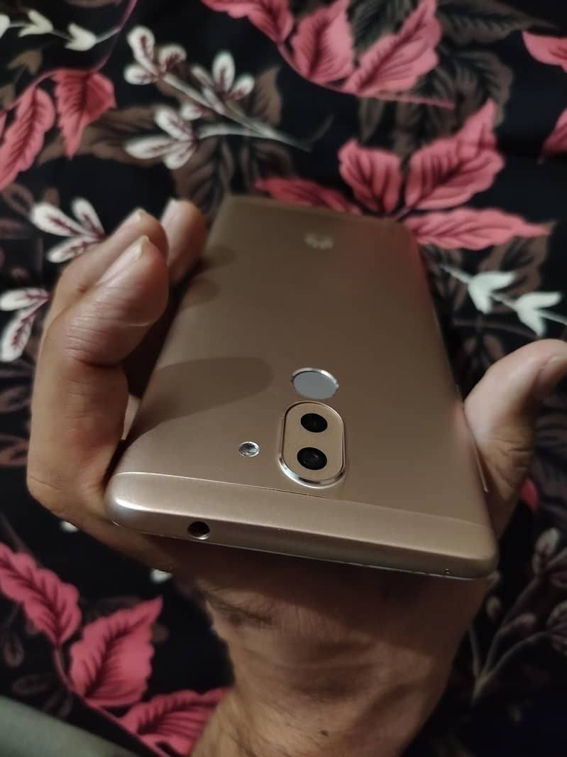 Honor 6X complete box 4