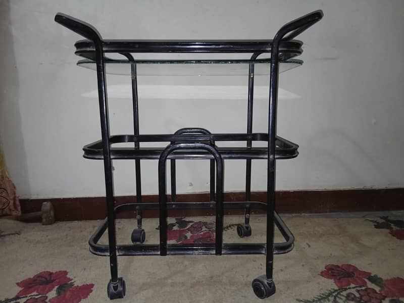 tea trolley 0