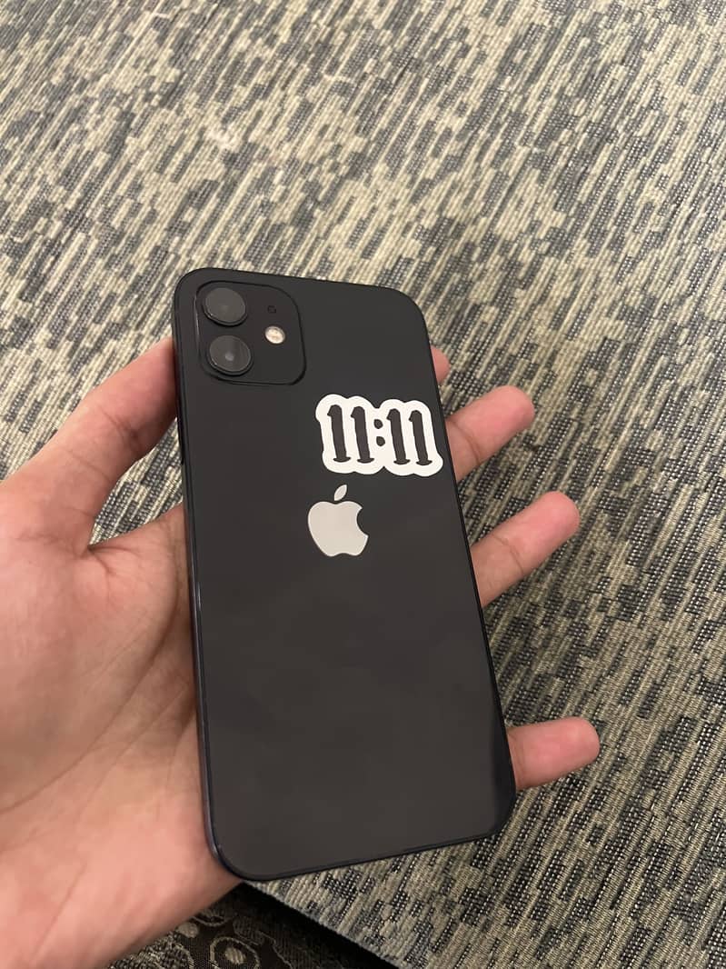 Apple iPhone 12 2