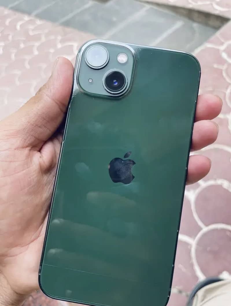 Apple iPhone 13 1