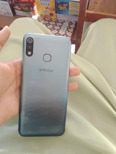 Infinix Hot 8 Lite