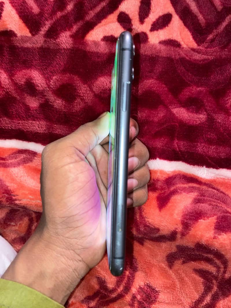 Apple iPhone 11 2