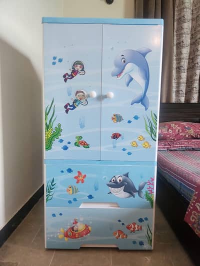 Kid wardrobes