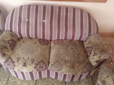 sofa set 4 seter urgent sale only 2500
