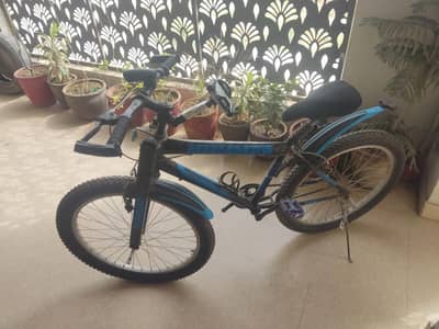 cycle with accessories