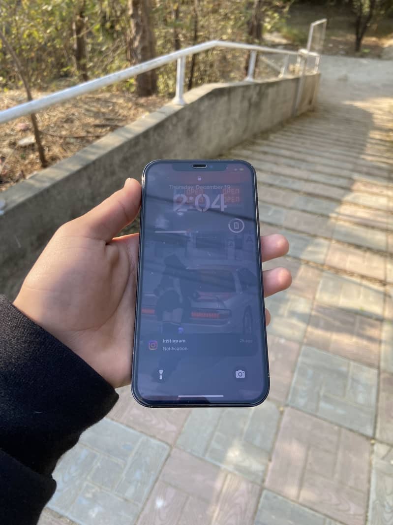 Apple iPhone 12 Pro 2
