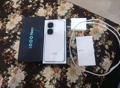 Vivo iQOO Neo10