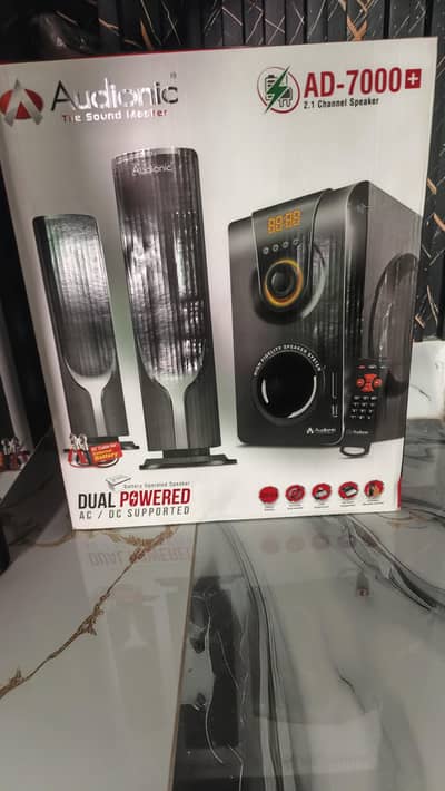 new speaker open box base and 2 speaker all okay