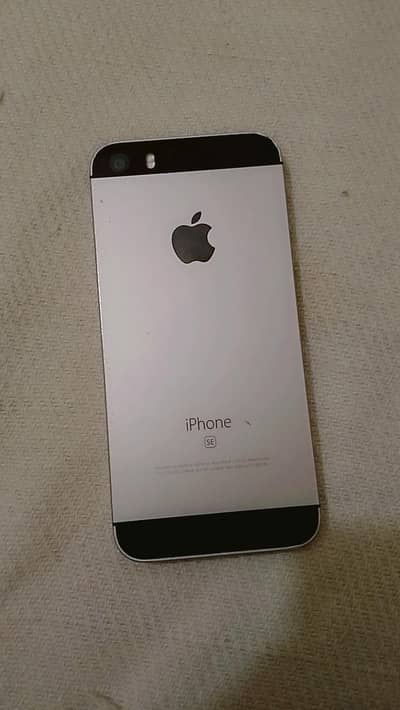 Apple iPhone SE
