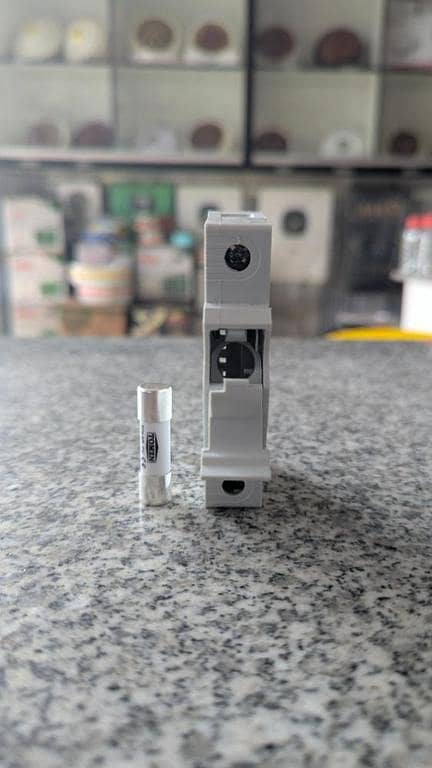 TOMZN 1P DIN Rail Fuse Holder with Solar PV Fuse DC Fuse Protection Holder