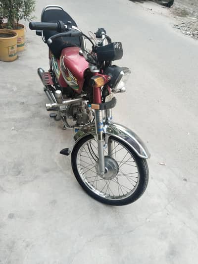 Honda CD 70 2022 / 2023 demand 130k