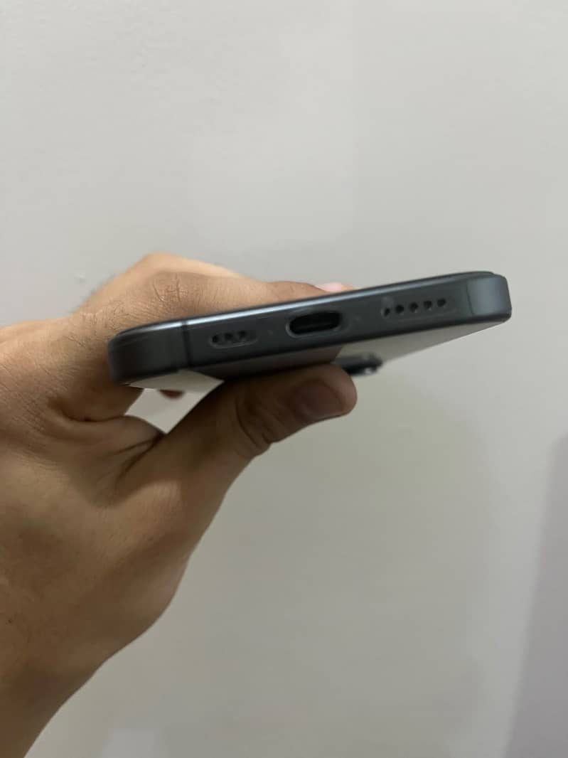 Apple iPhone 17 2
