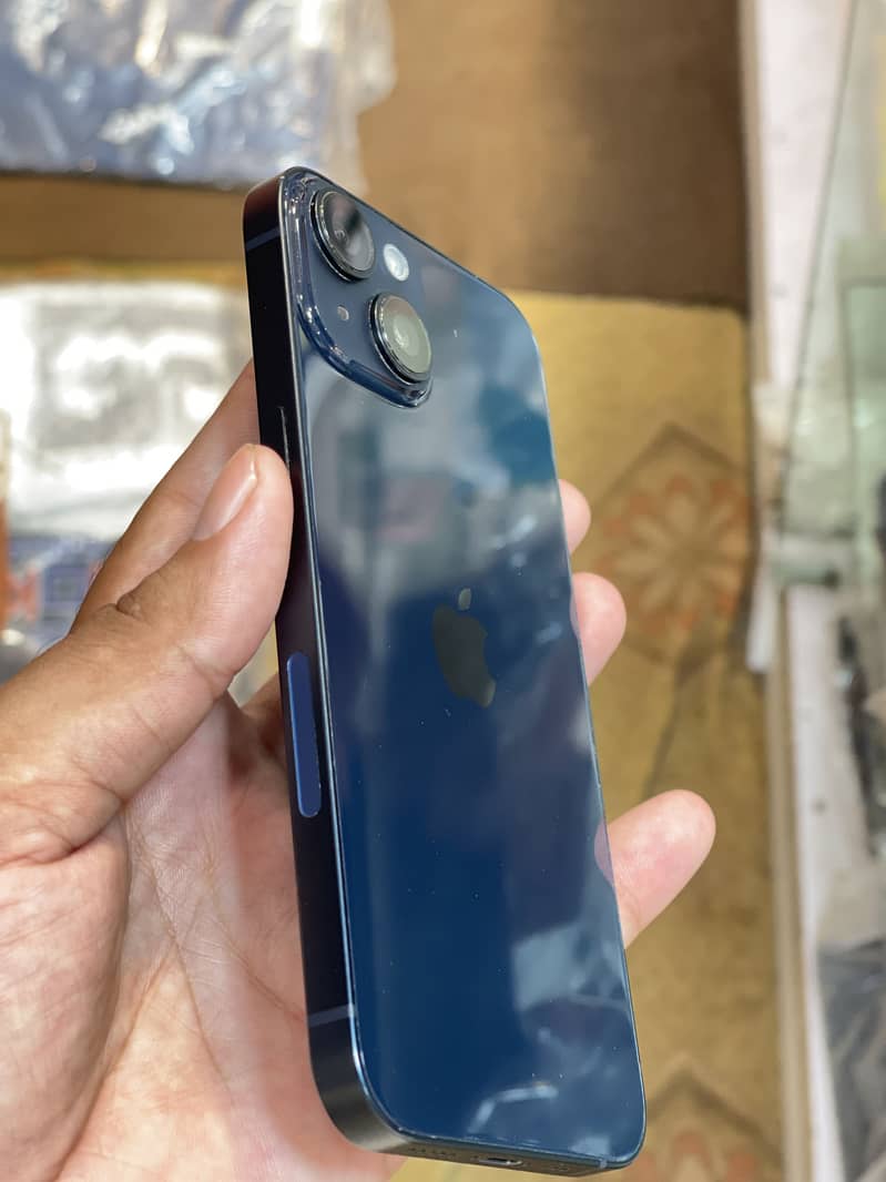 Apple iPhone 14 1
