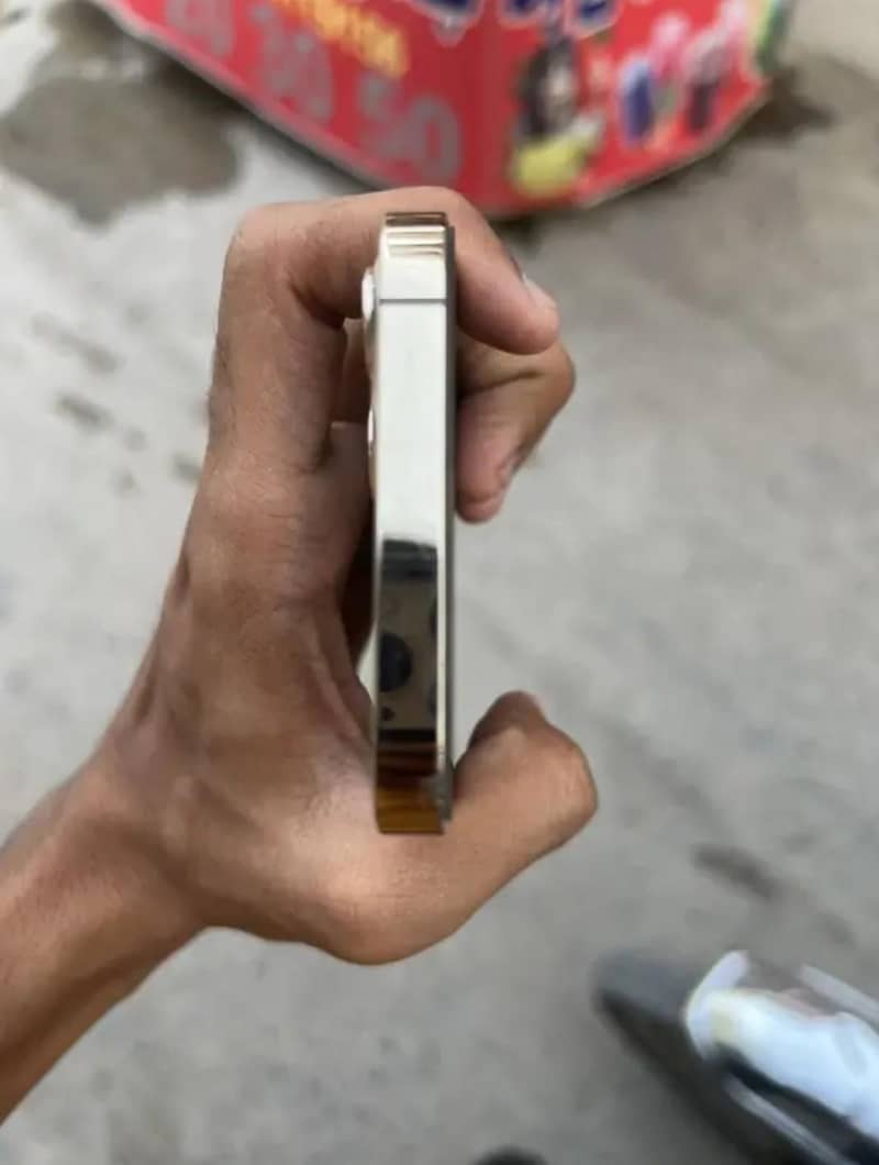 Apple iPhone 12 Pro 03044198190 4