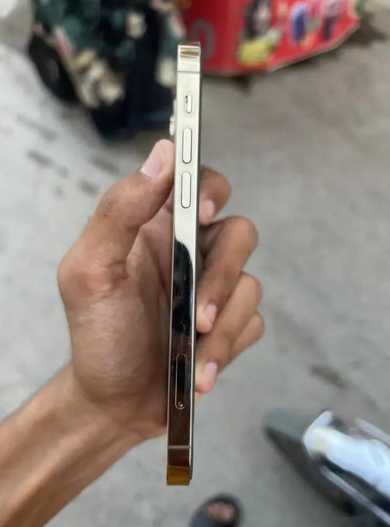 Apple iPhone 12 Pro 03044198190 5