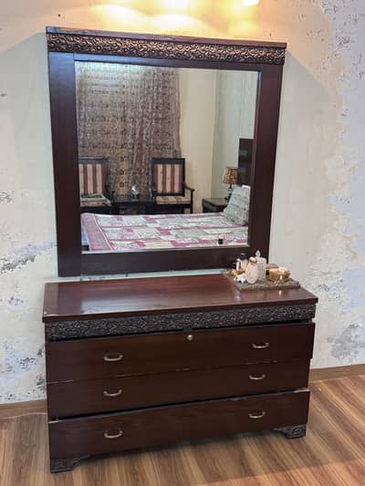 Beds , Side Table & Dressing Table for Sale
