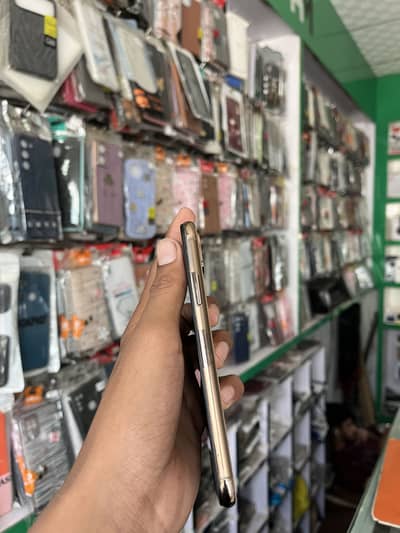 Apple iPhone XS