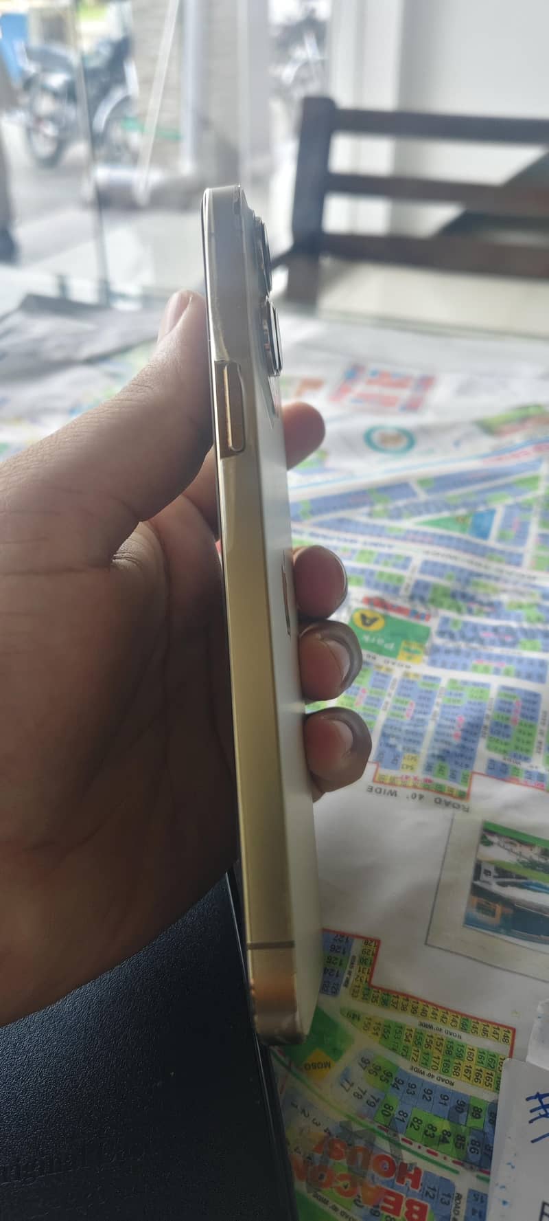 Apple iPhone 13 Pro Max 6