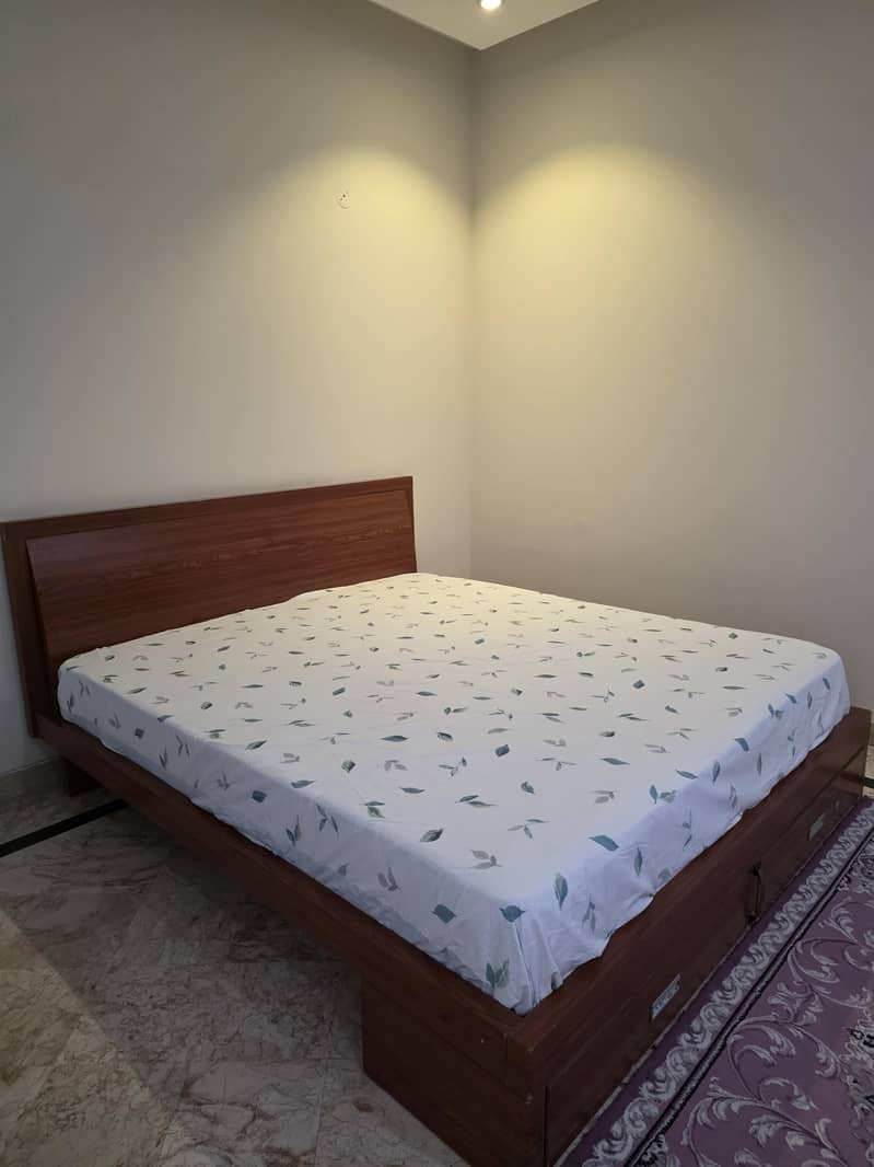 King Size Bed 1