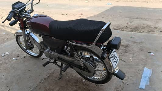 United chaina 70cc 10&10 conditions urgent sell