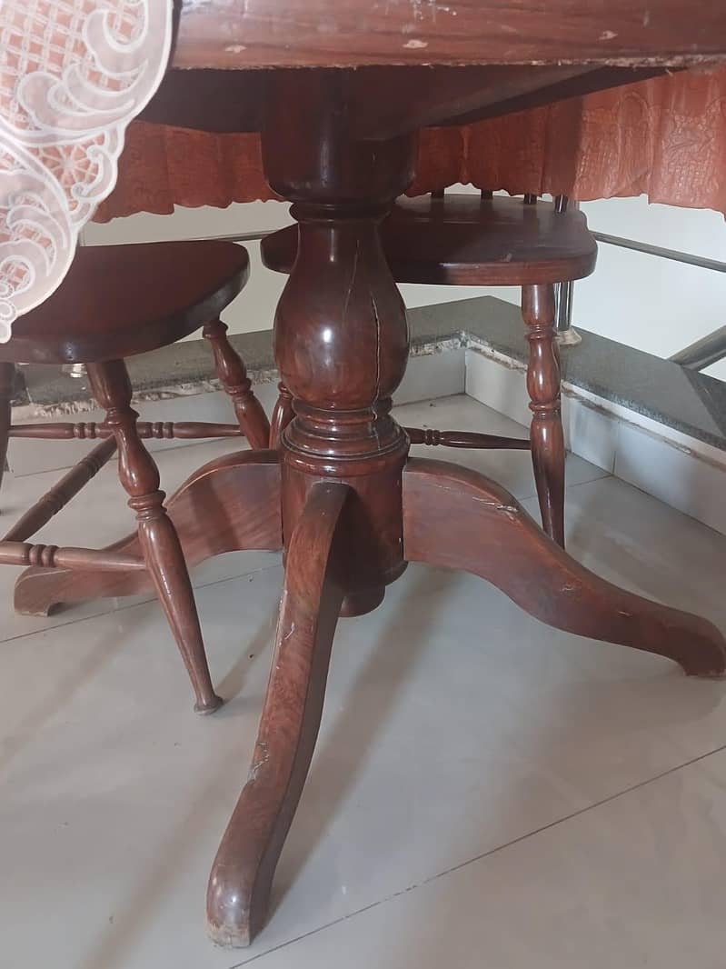 Dining table with 4 chairs 3