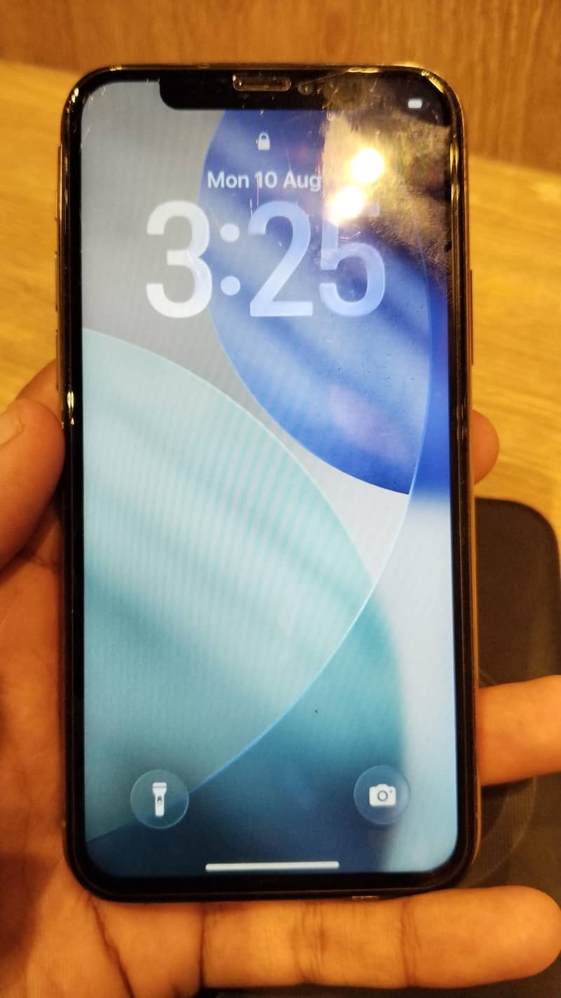 Apple iPhone 11 Pro 1