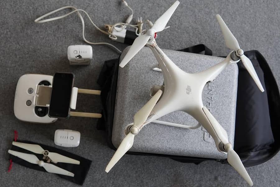 DJI PHANTOM 4 1