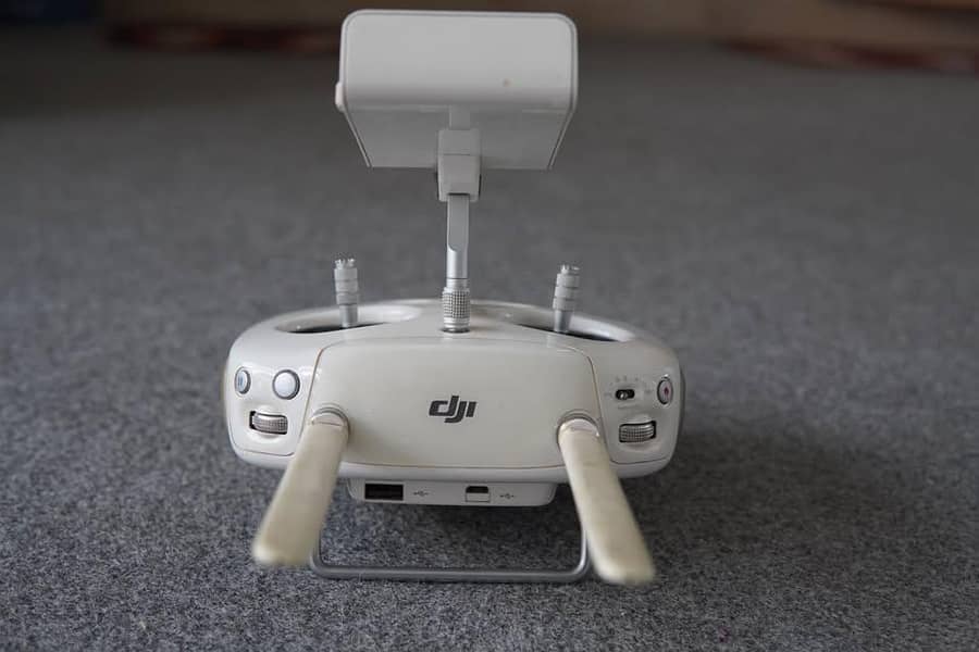 DJI PHANTOM 4 6