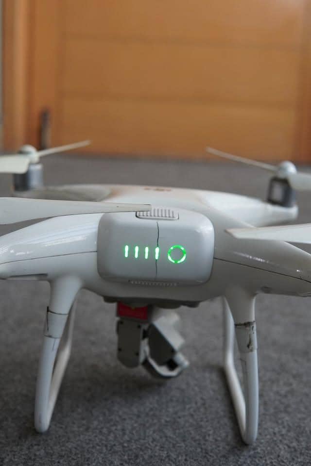 DJI PHANTOM 4 9