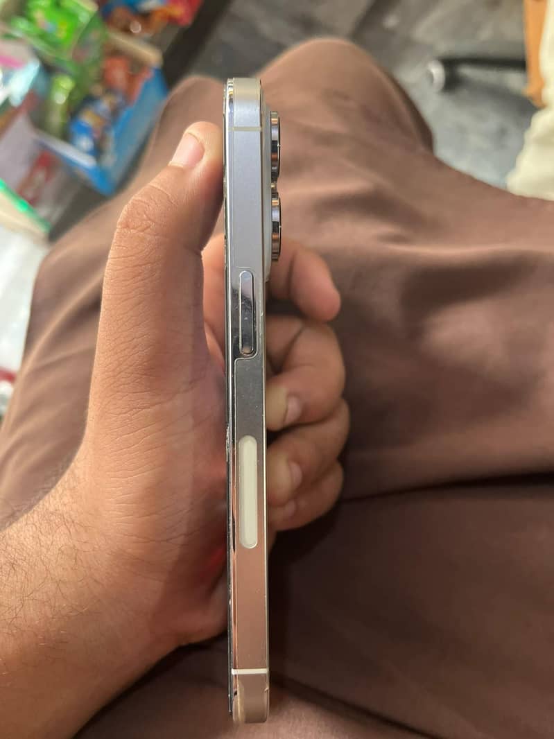 iphone 14 pro 1