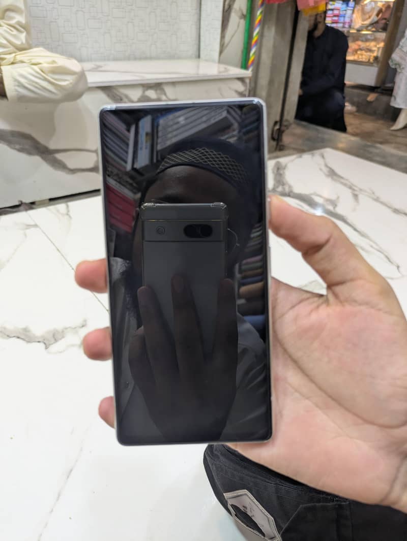Google Pixel 7a 1