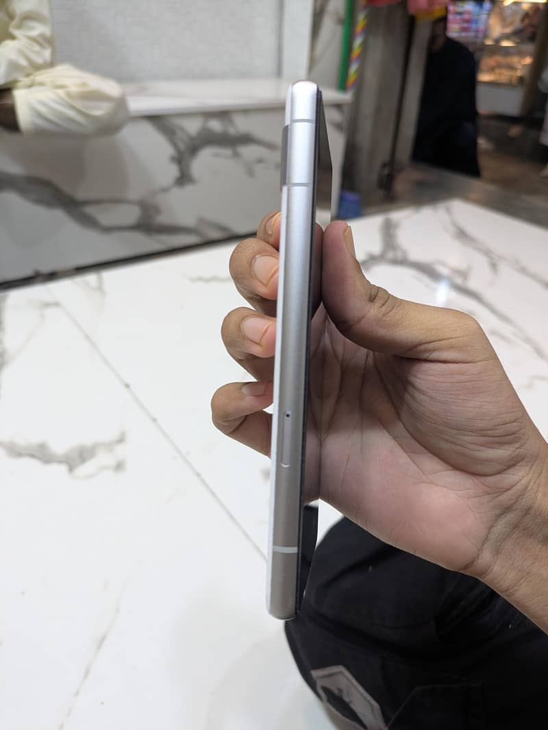 Google Pixel 7a 3