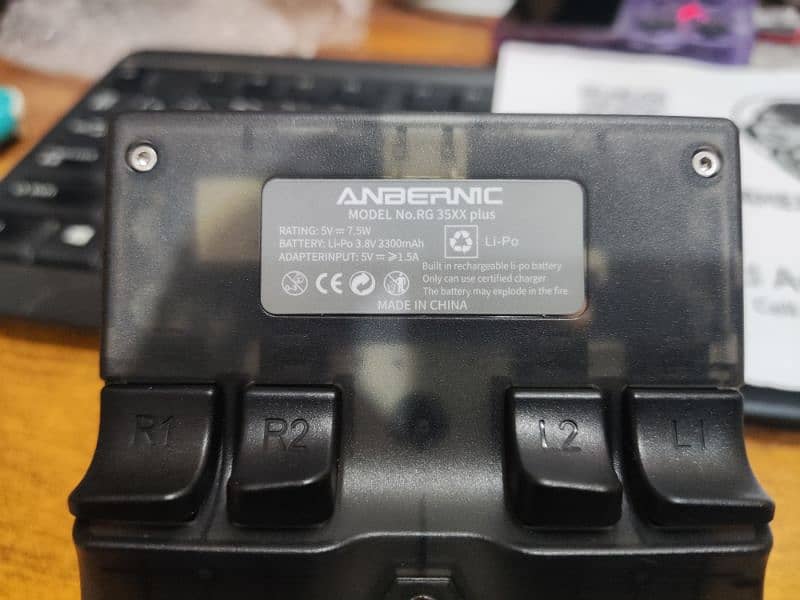 Anbernic RG35XX - 32GB - Box Pack - COD 8