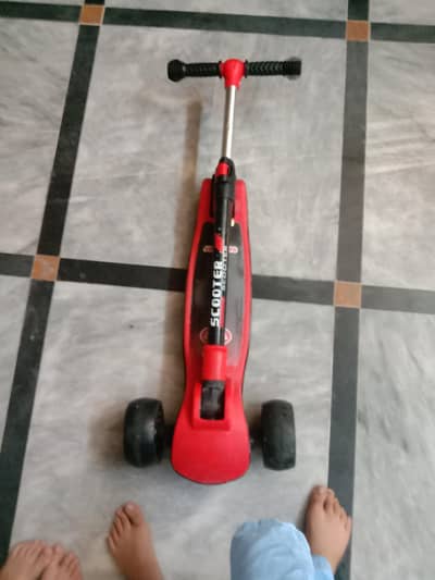 kids scooter new condition