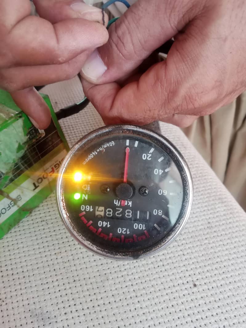 100 ,125 cc front tyre ,peedometer 2