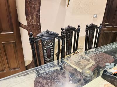 8 seat full size Dinning table