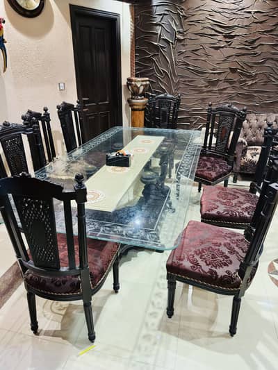 8 seat full size Dinning table